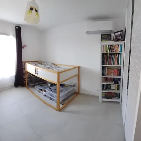 Holiday home Maison Individuelle Familiale, Jacuzzi, Climatisation, 7 Couchages Ollioules