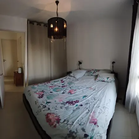 Holiday home Maison Individuelle Familiale, Jacuzzi, Climatisation, 7 Couchages
