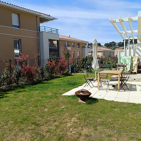 Hébergement de vacances Maison Individuelle Familiale, Jacuzzi, Climatisation, 7 Couchages *